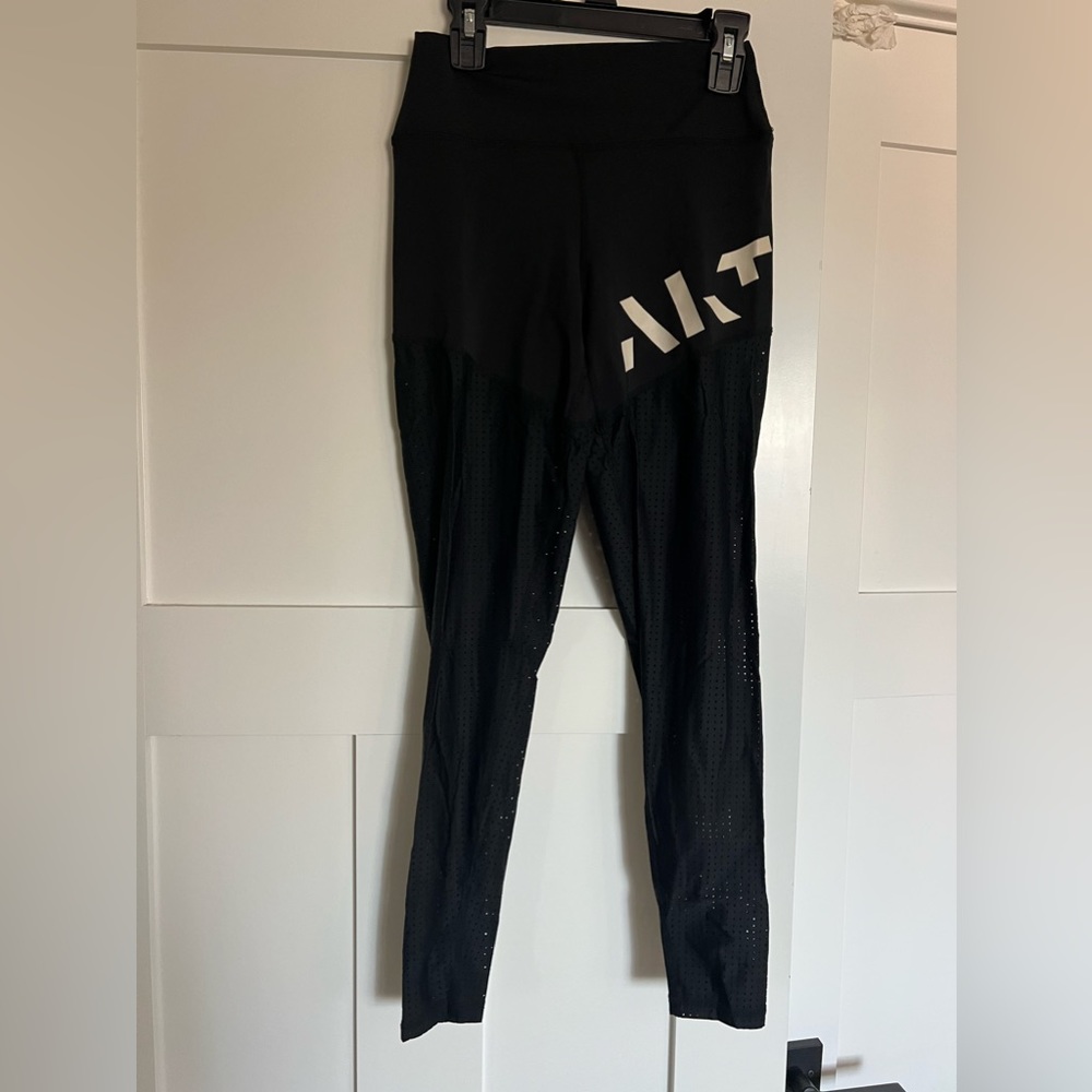 Body Language, AKT leggings Size Small
